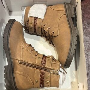 Kids Tan Boots